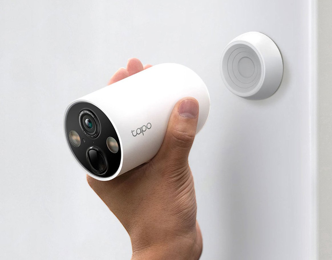 TP-Link Tapo C425 Wire-Free MagCam Smart Security Camera